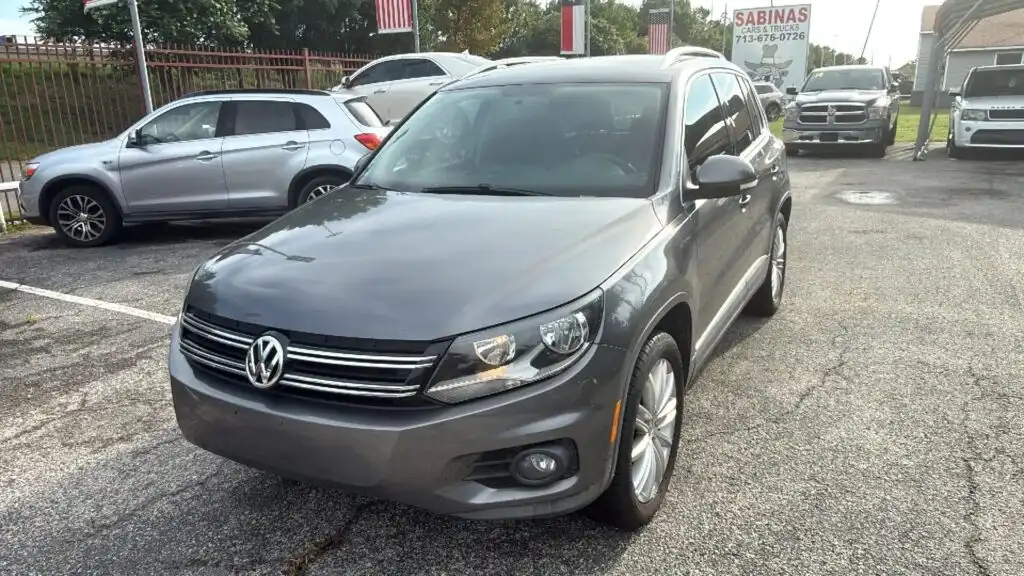 2014 Volkswagen Tiguan 2.0T S Auto's photo