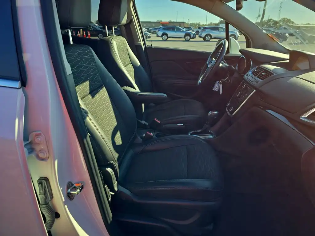 2016 Buick Encore Convenience AWD's photo