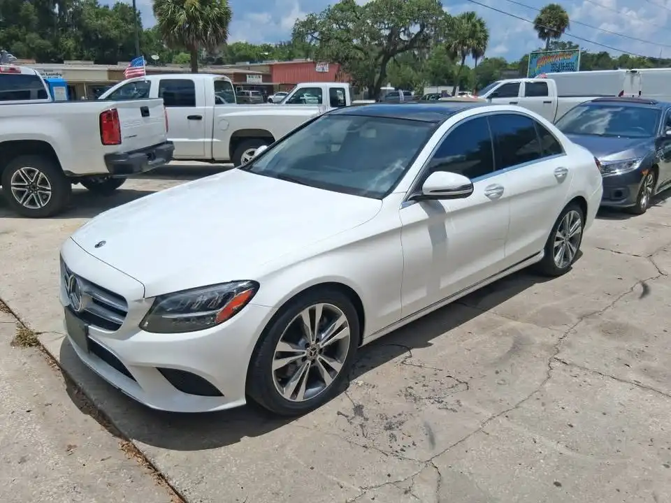 2020 Mercedes-Benz C-Class C300's photo