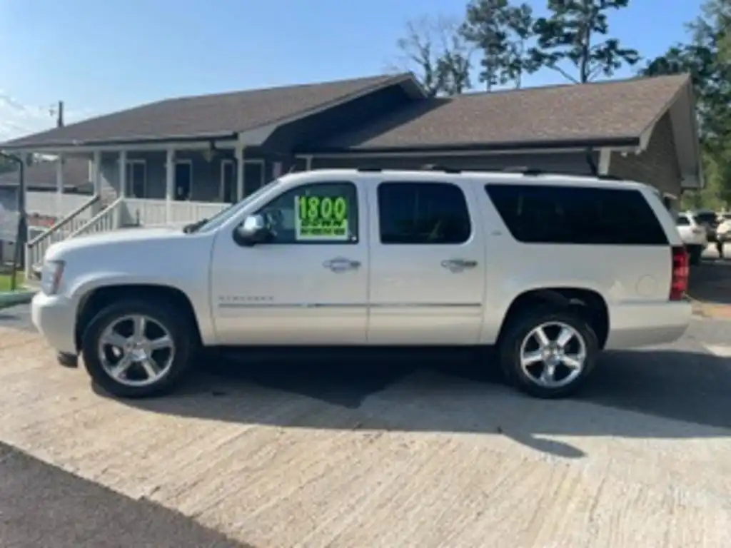 2011 Chevrolet Suburban 2WD 1500 LTZ's photo