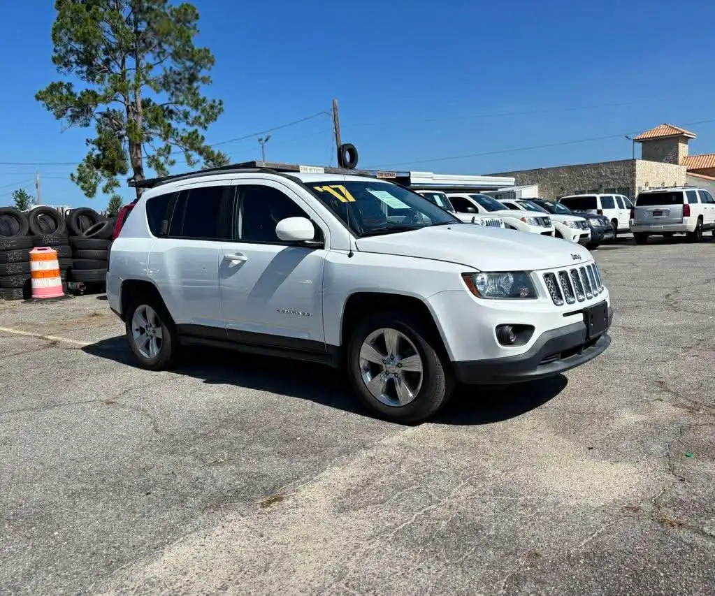 2017 Jeep Compass Latitude 4X4's photo