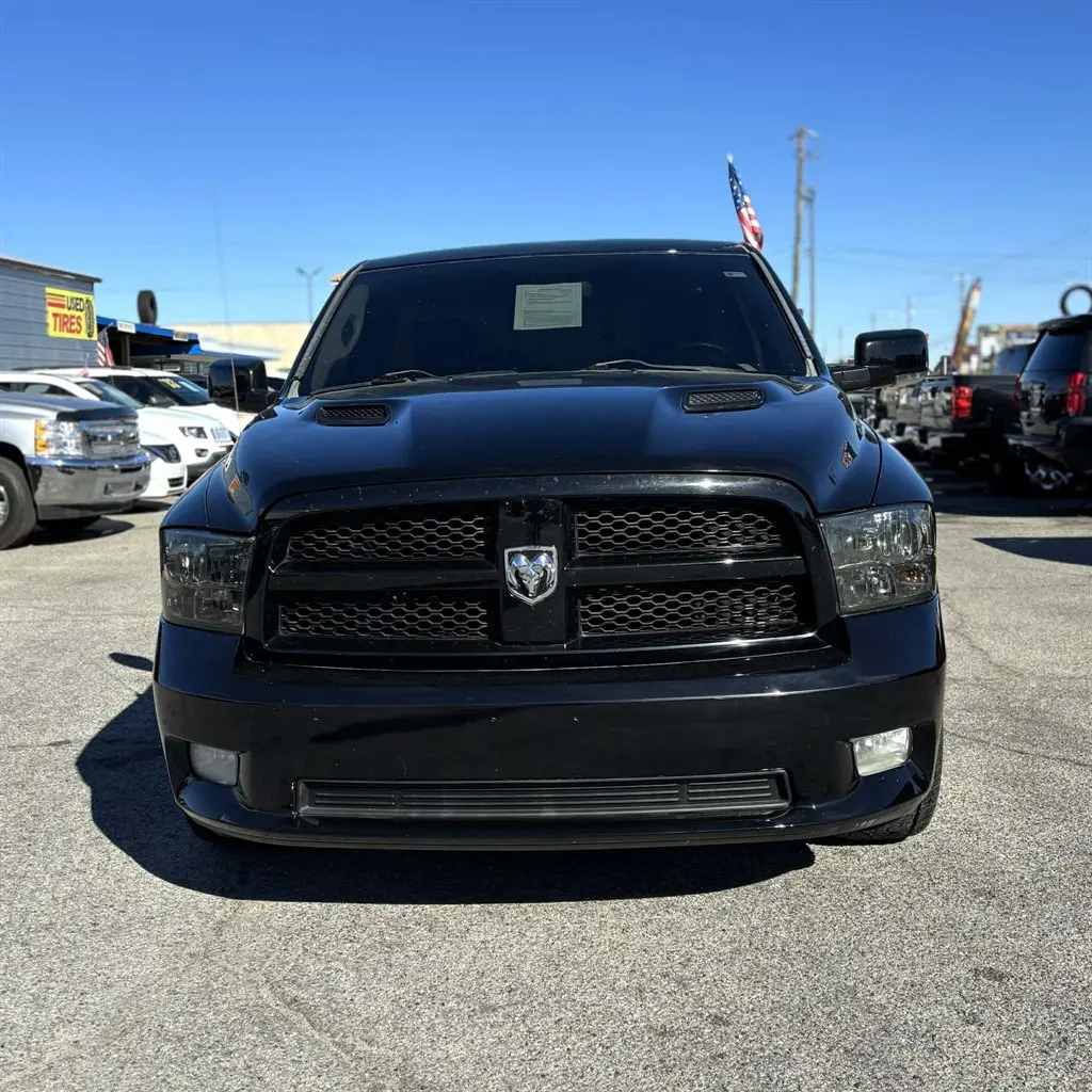 2012 RAM 1500 Sport Regular Cab SWB photo 3