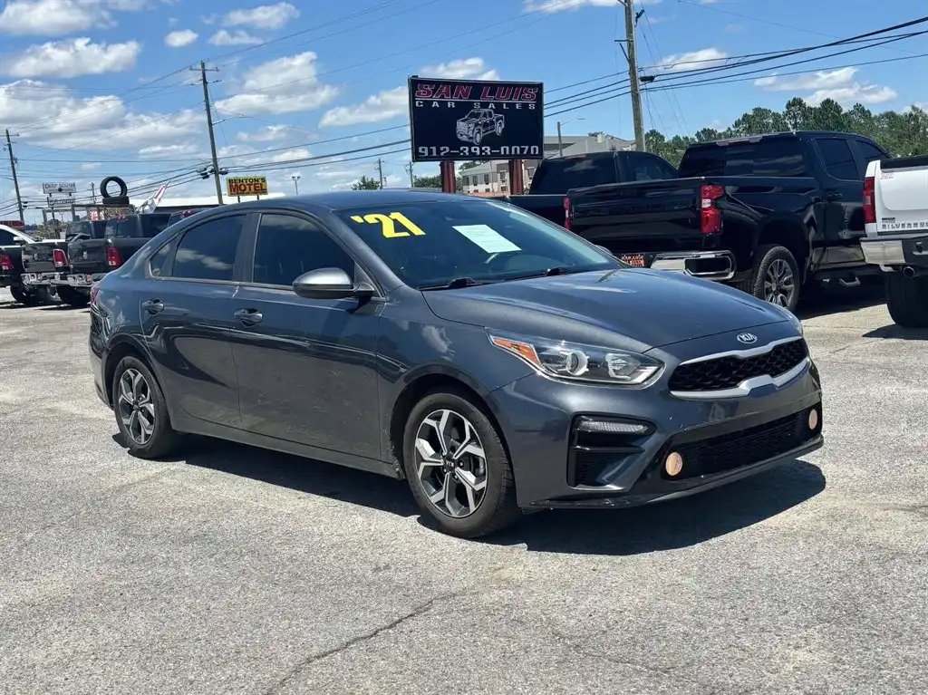 2021 Kia Forte LXS AT's photo