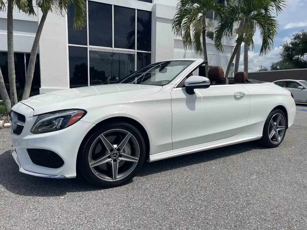 2018 Mercedes-Benz C-Class C300 4MATIC's photo