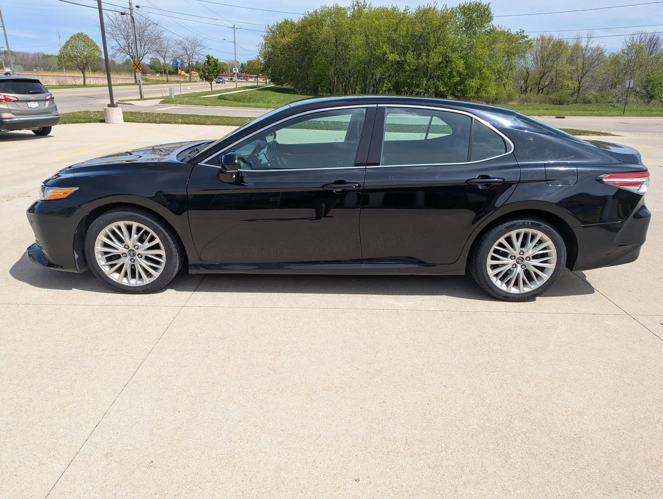 2018 Toyota Camry 2.5 Auto XLE's photo