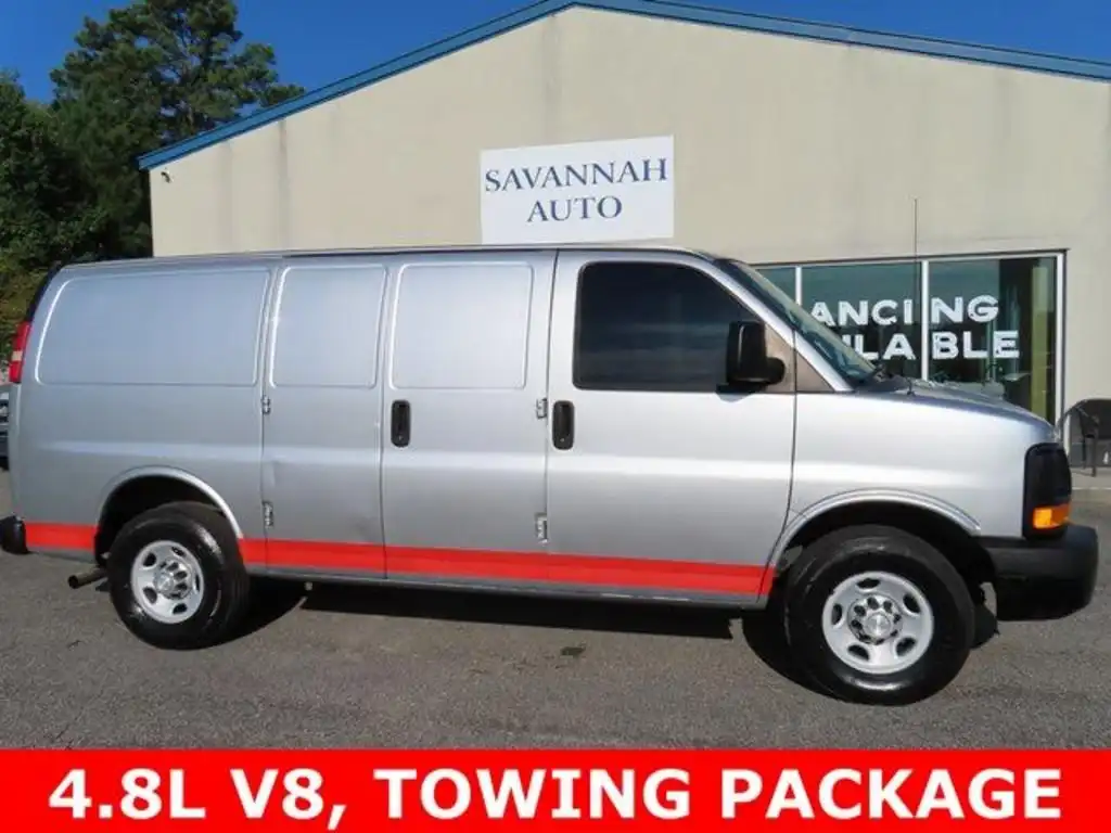 2015 Chevrolet Express 2500 Work Van HD's photo