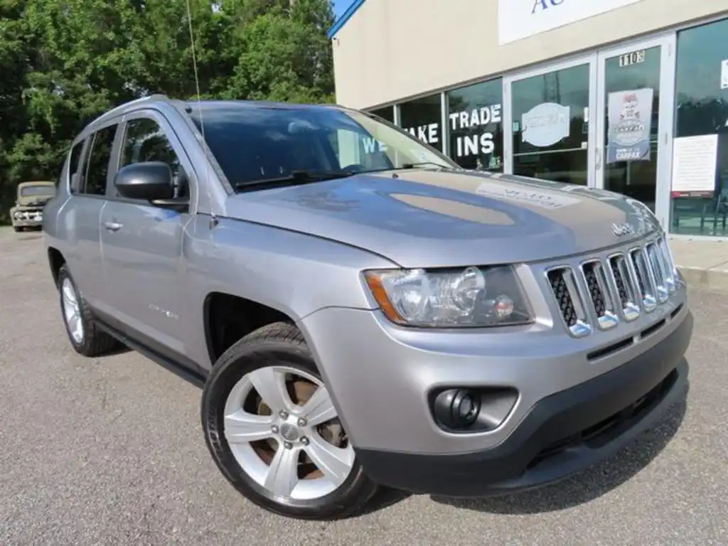 2016 Jeep Compass Sport's photo