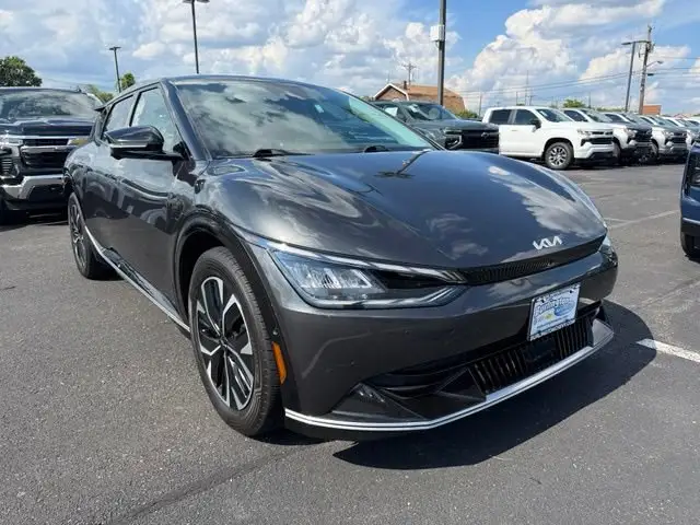 2022 Kia EV6 Wind AWD photo 1