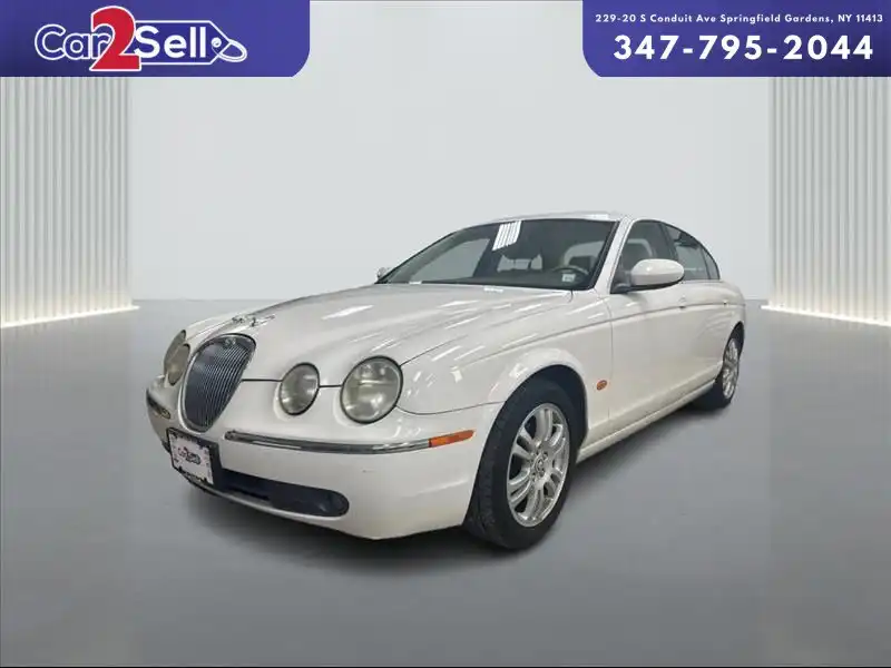 2005 Jaguar S-Type 3.0's photo