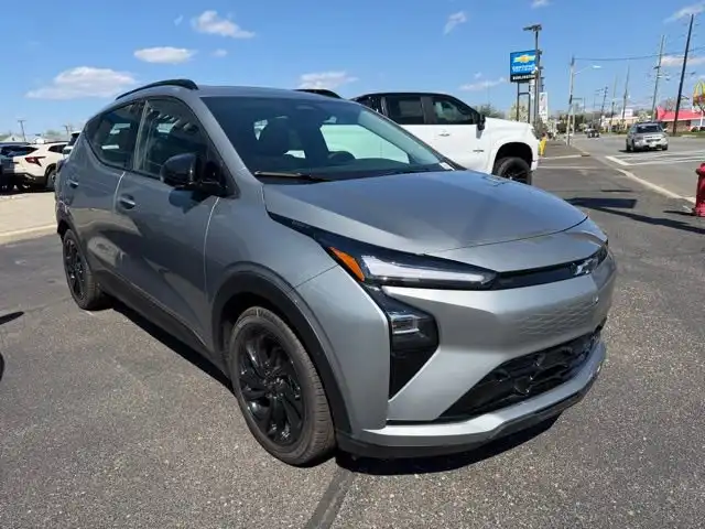 2027 Chevrolet Bolt EV RS Auto's photo