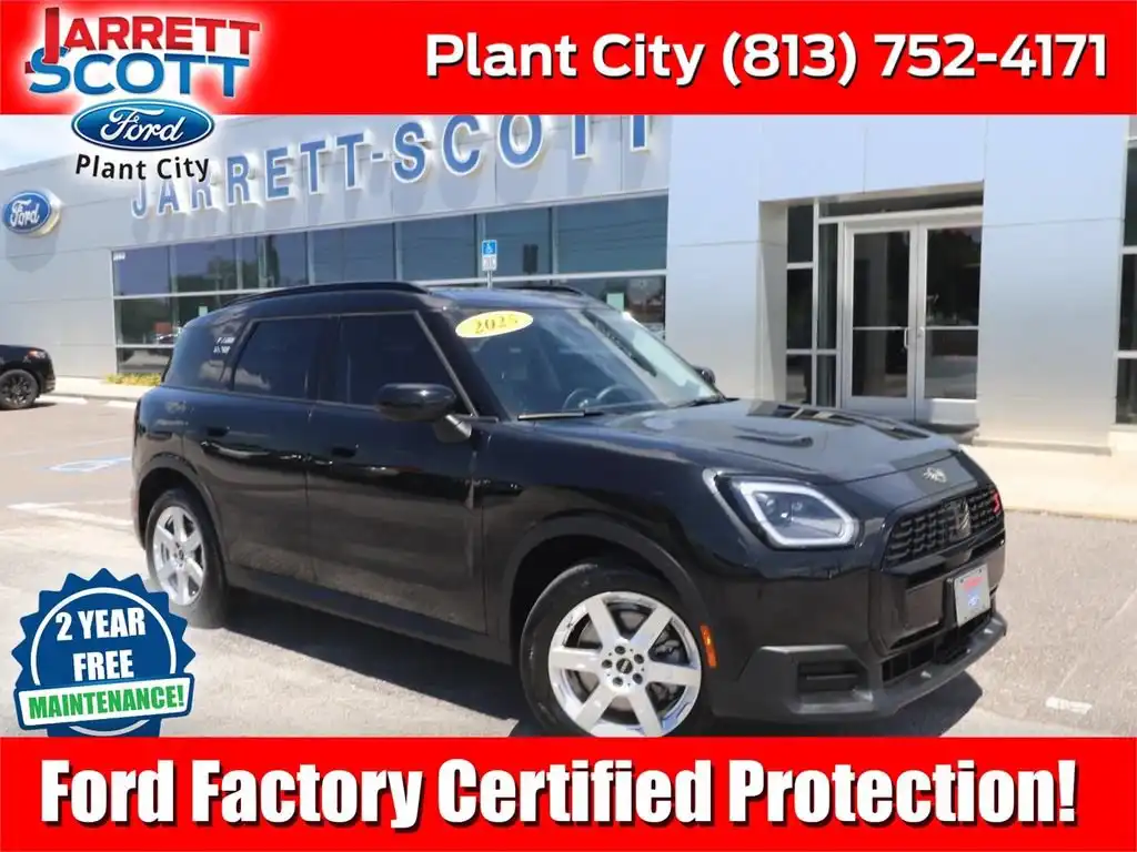 2025 MINI Countryman S ALL4's photo