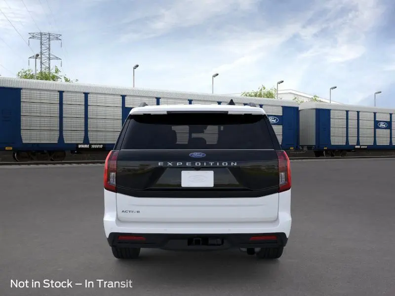 2026 Ford Expedition Active photo 5