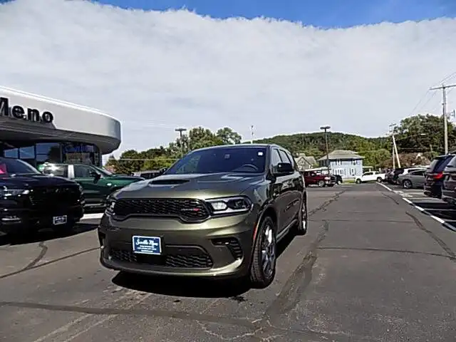 2027 Dodge Durango HEMI V8 GT AWD Plus's photo
