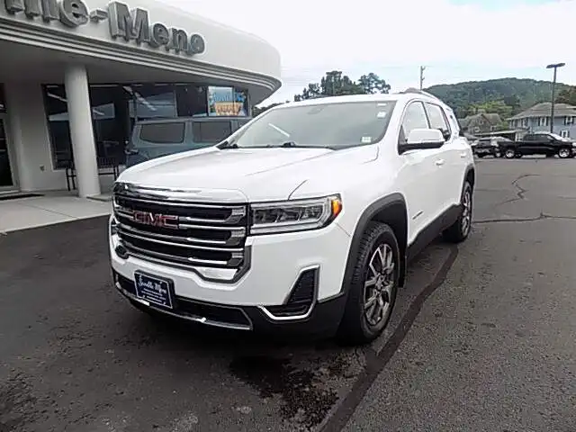 2023 GMC Acadia SLE AWD's photo