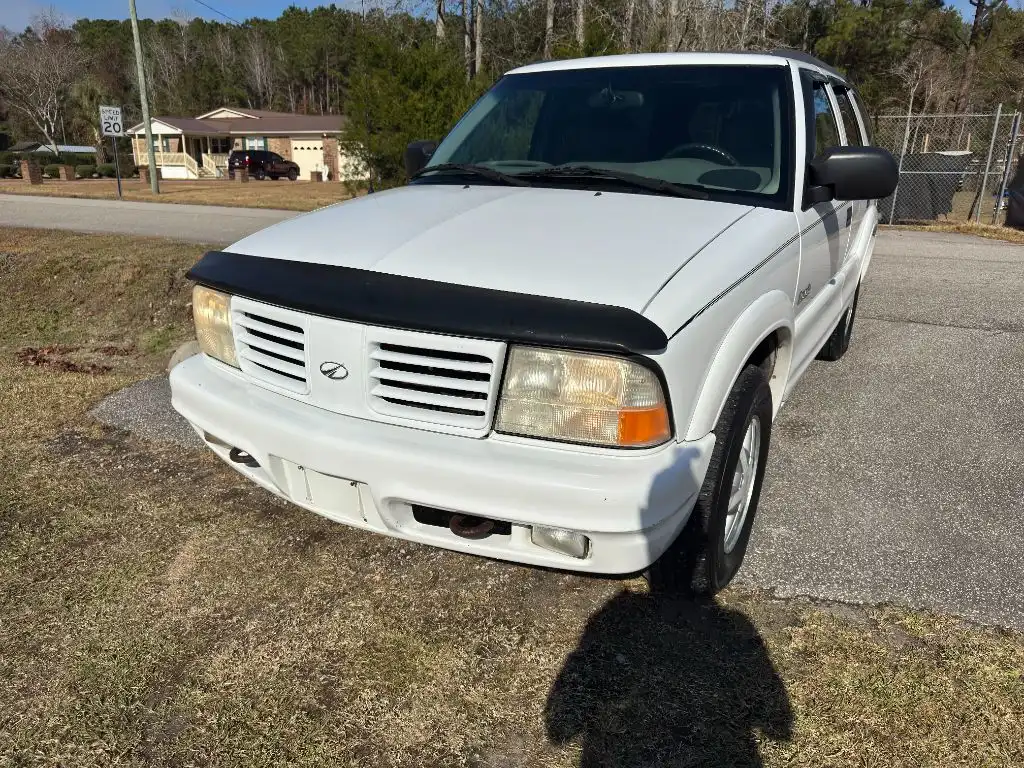 2000 Oldsmobile Bravada Base's photo