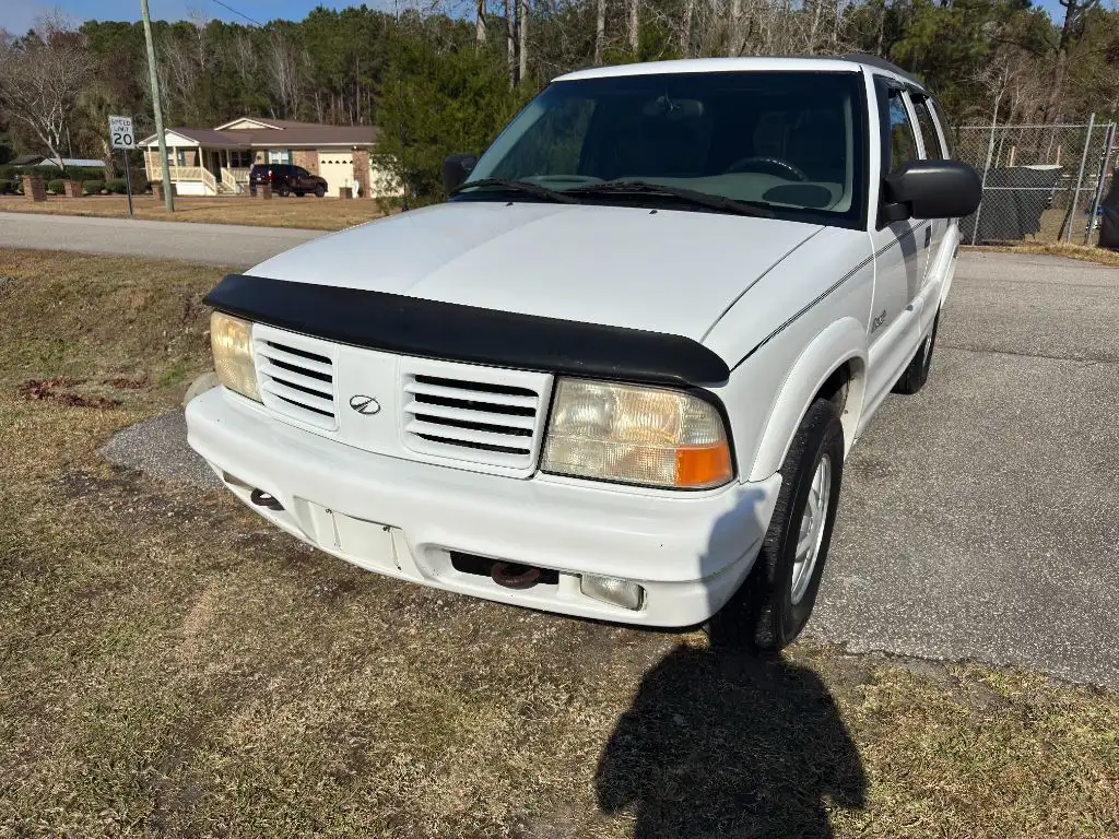 2000 Oldsmobile Bravada Base's photo