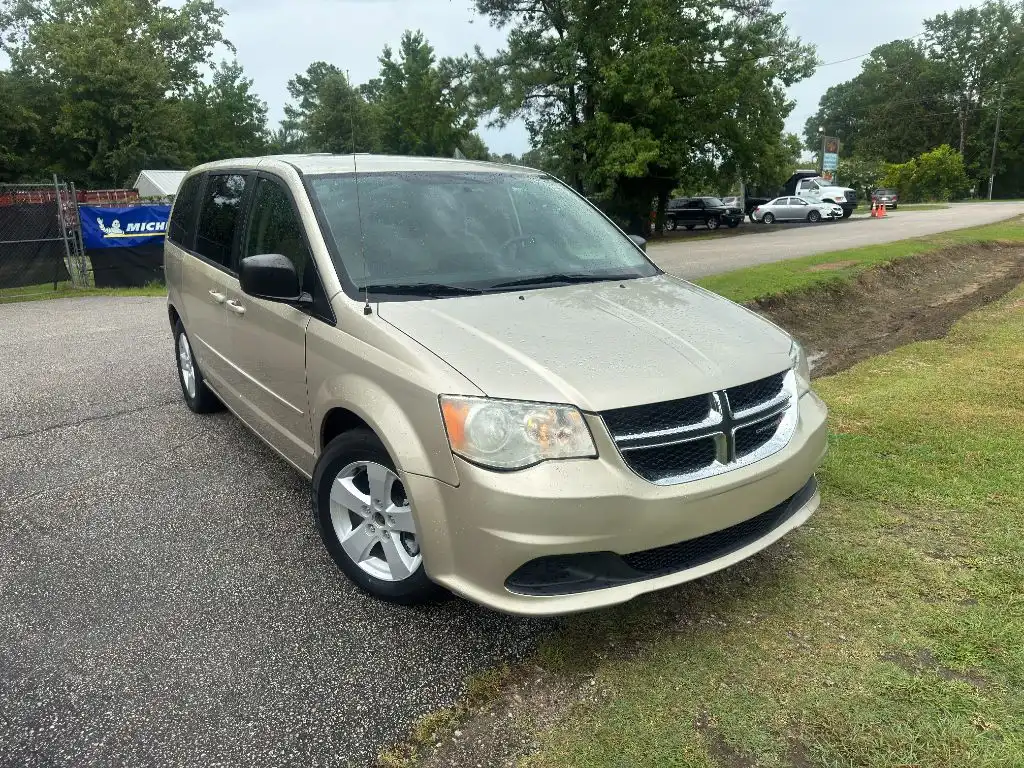 2013 Dodge Grand Caravan SE's photo