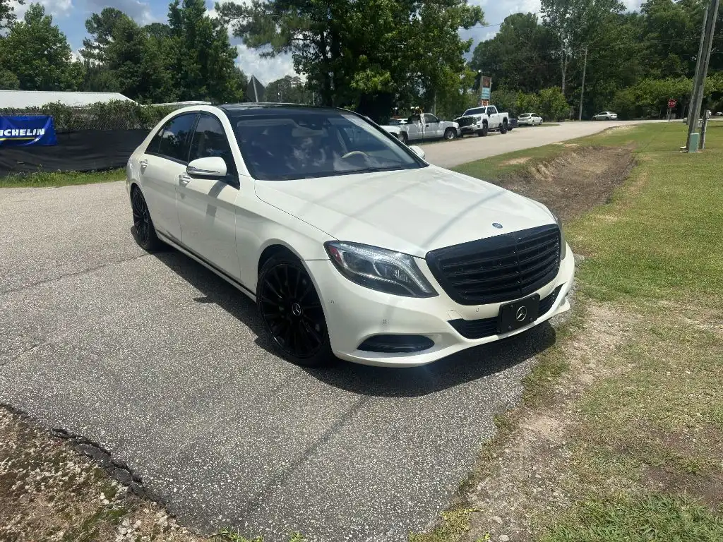 2014 Mercedes-Benz S-Class S550 4MATIC's photo