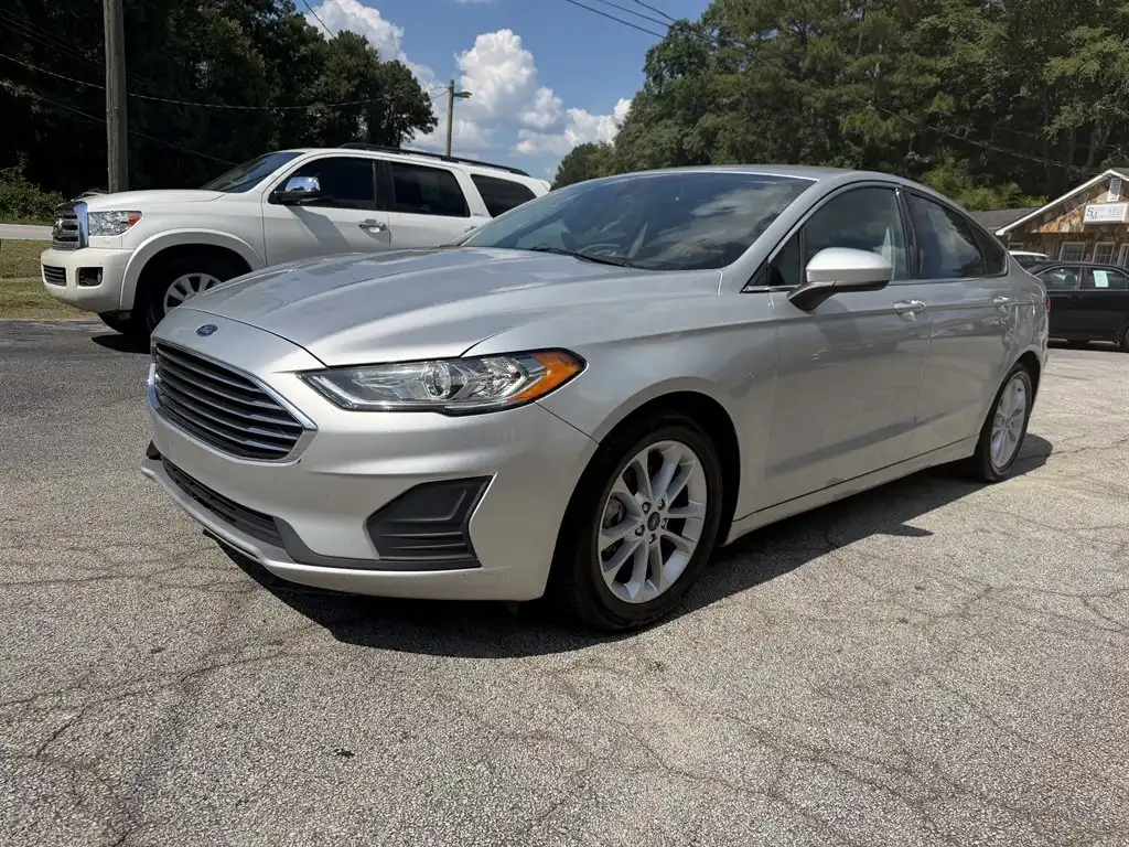 2019 Ford Fusion SE FWD's photo