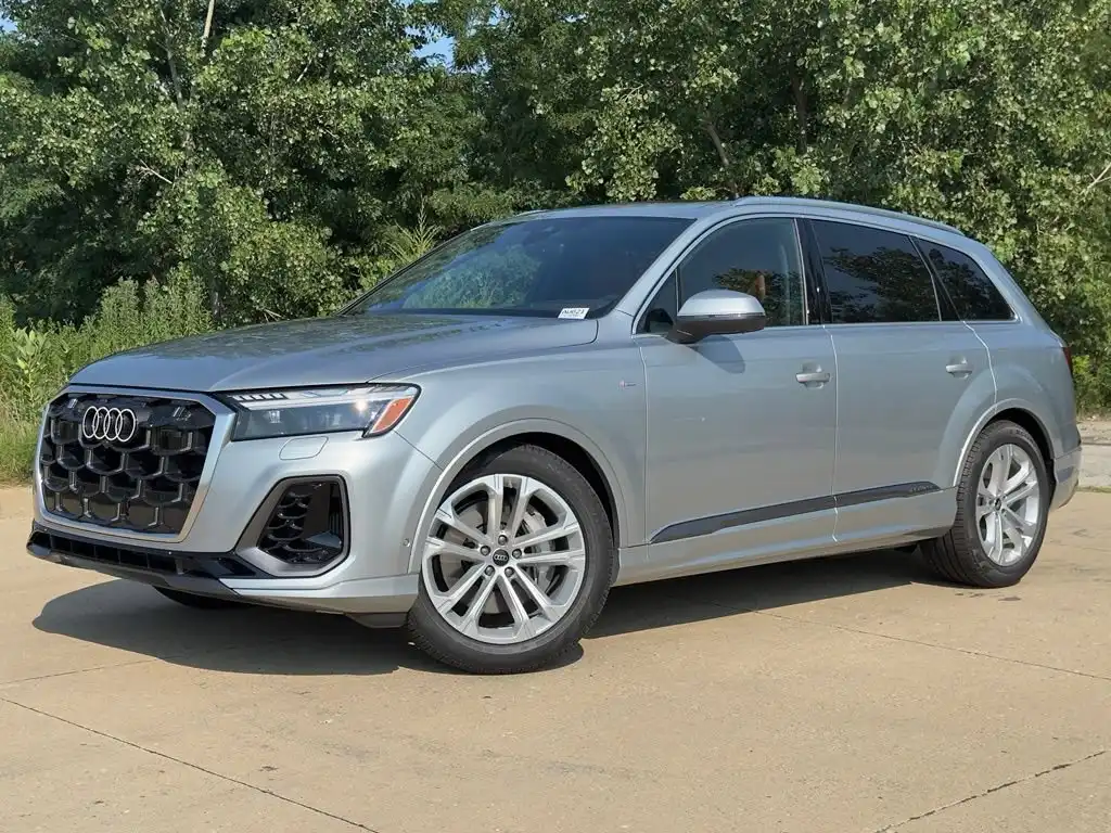 2026 Audi Q7 55 Prestige quattro Tiptronic's photo