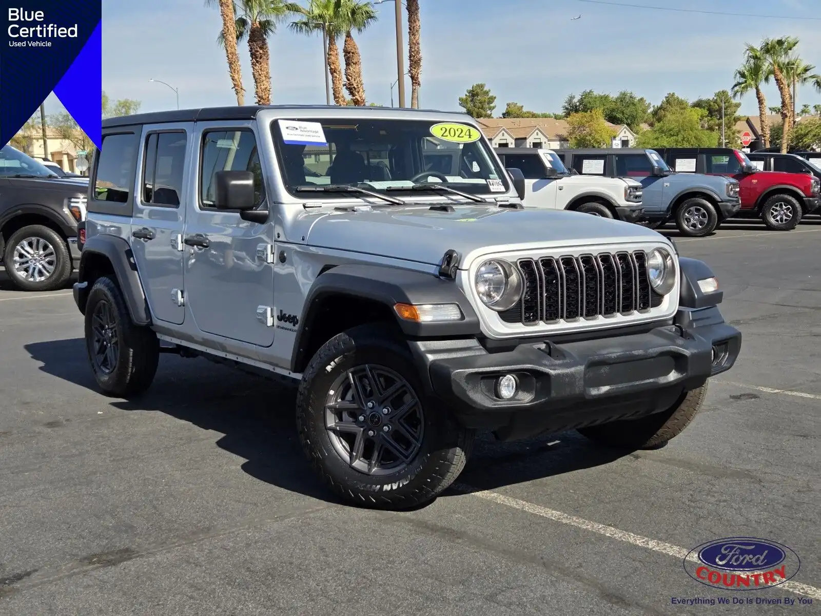 2024 Jeep Wrangler Sport S's photo