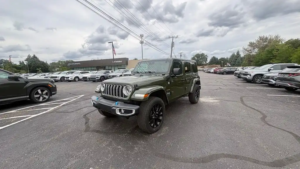 2024 Jeep Wrangler 4xe Sahara 4xe's photo