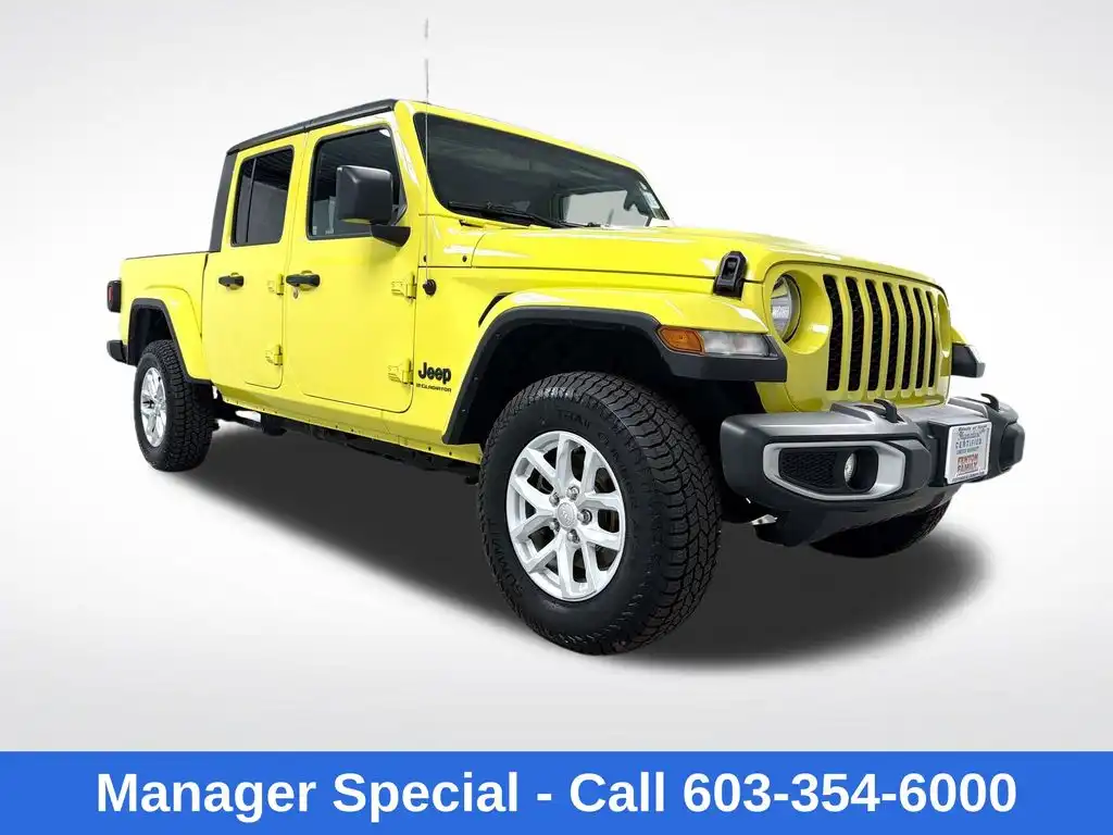 2023 Jeep Gladiator Sport S's photo