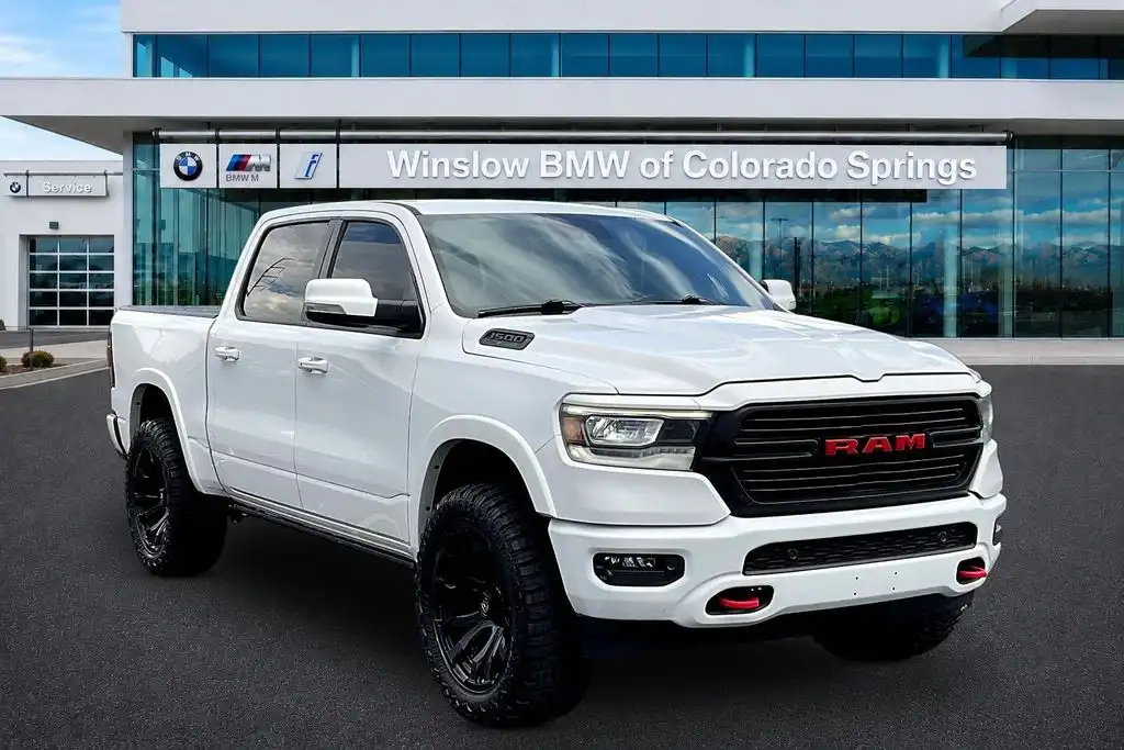 2021 RAM 1500 Laramie 4x4 Crew Cab 5'7's photo