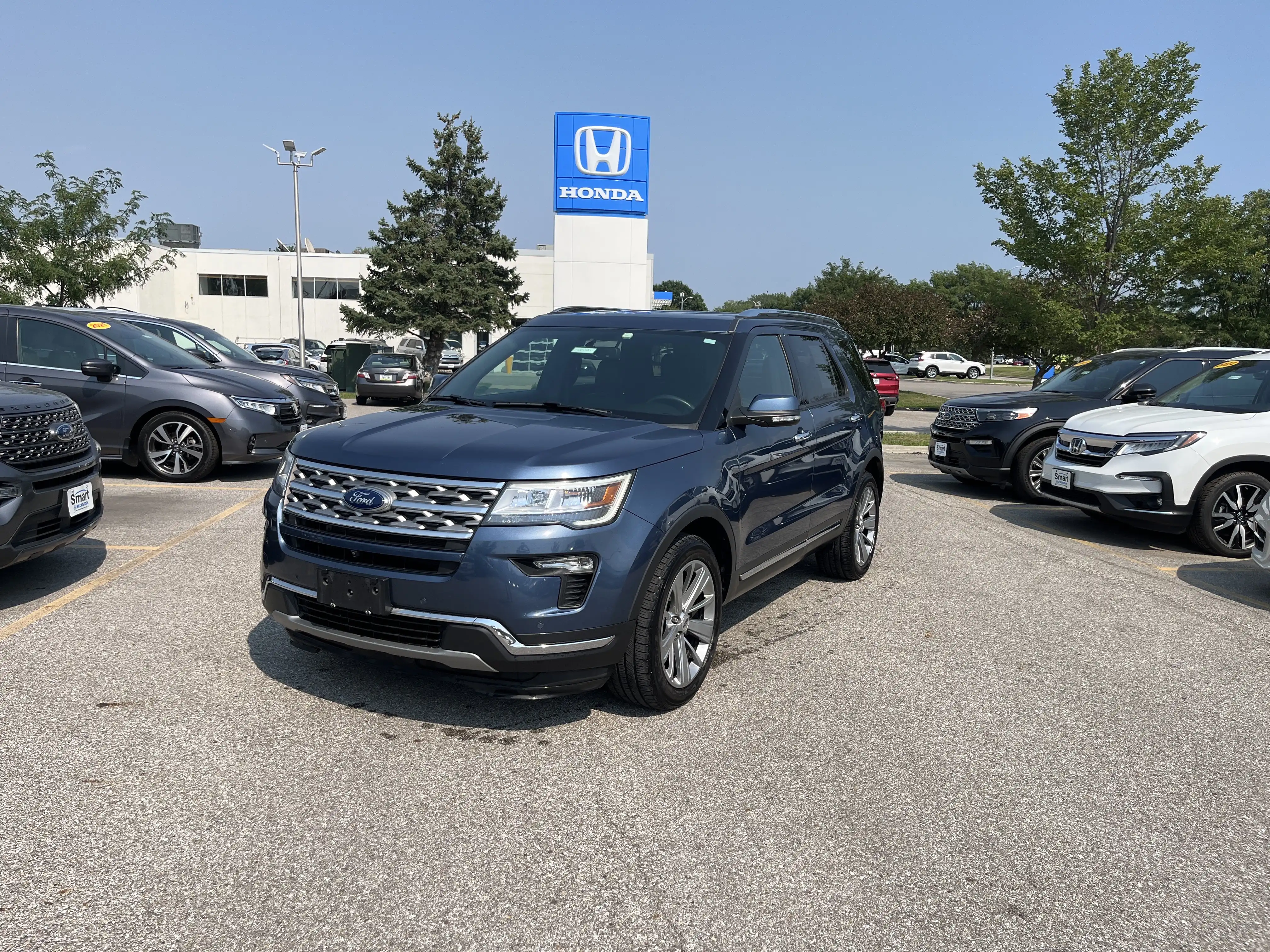 2018 Ford Explorer Limited 4WD's photo