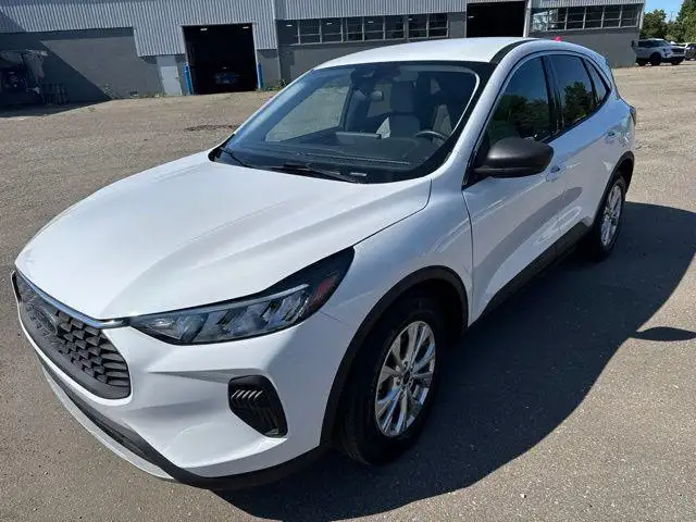 2023 Ford Escape Active FWD's photo