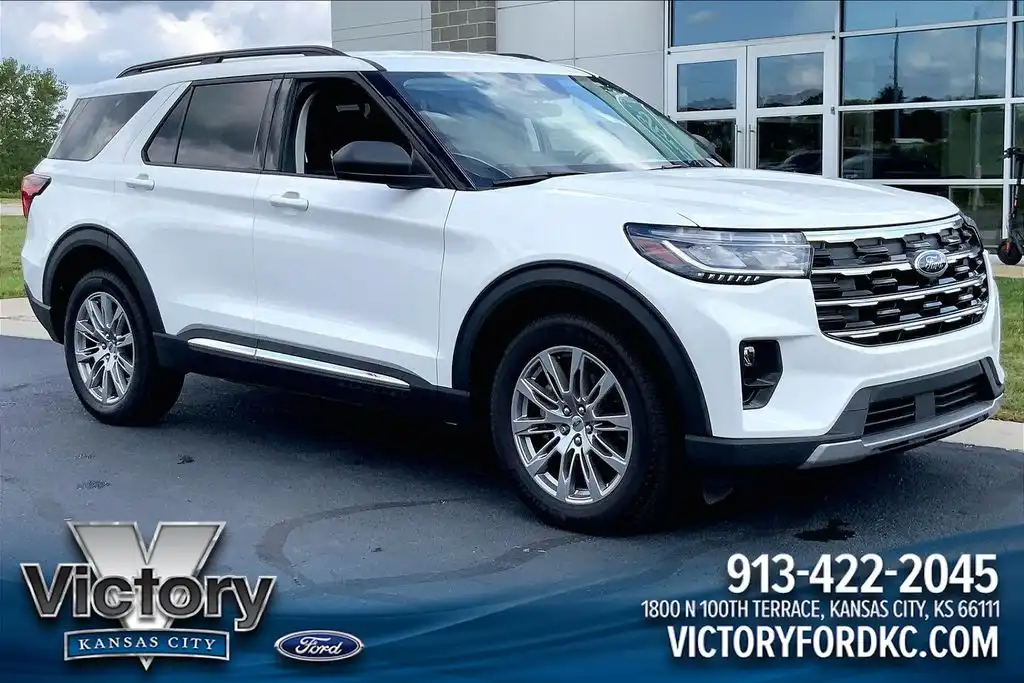 2025 Ford Explorer Active 4WD PL535's photo