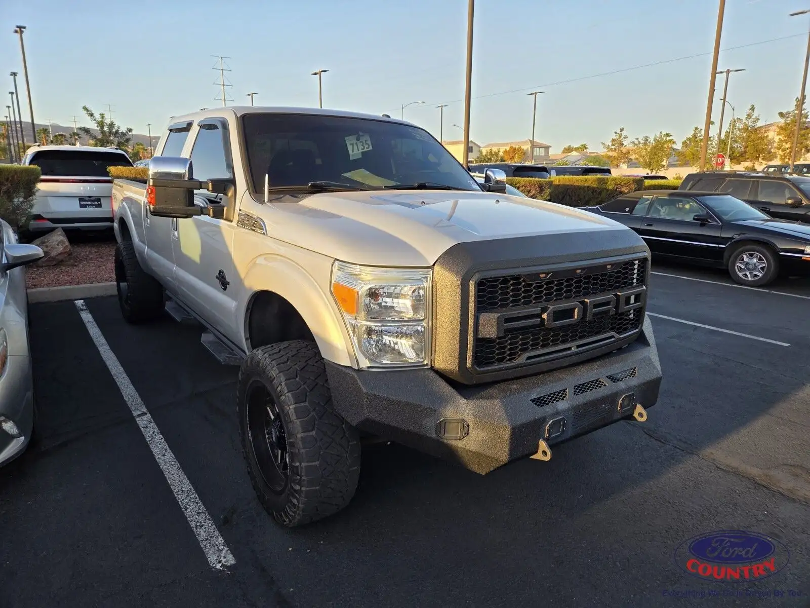 2015 Ford F-250 Platinum 4WD Crew Cab 172 in's photo