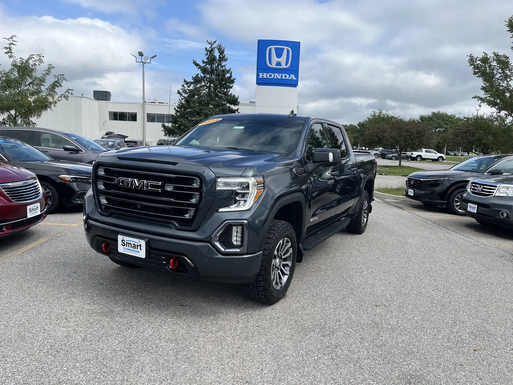 2022 GMC Sierra AT4 4WD Crew Cab Short Box's photo