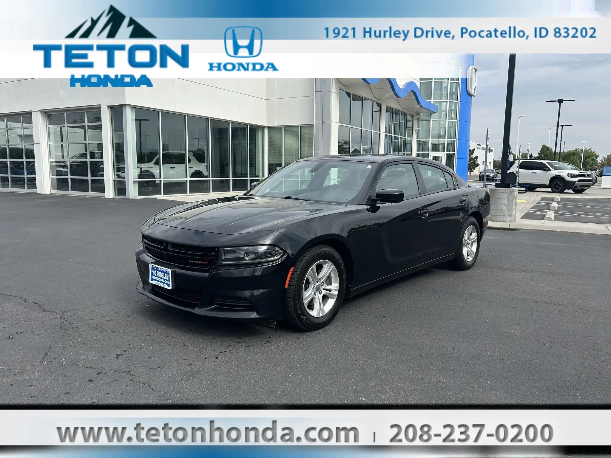 2019 Dodge Charger SXT's photo