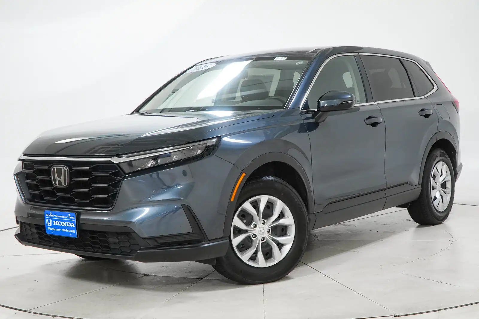 2025 Honda CR-V LX AWD's photo
