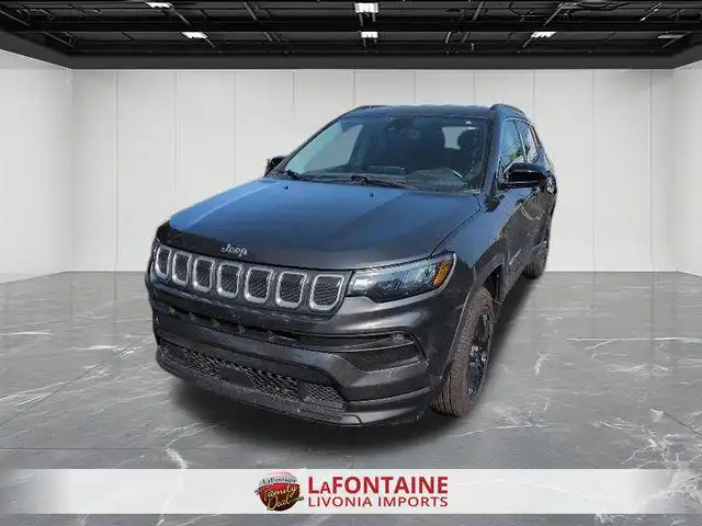 2022 Jeep Compass Latitude Lux 4X4's photo