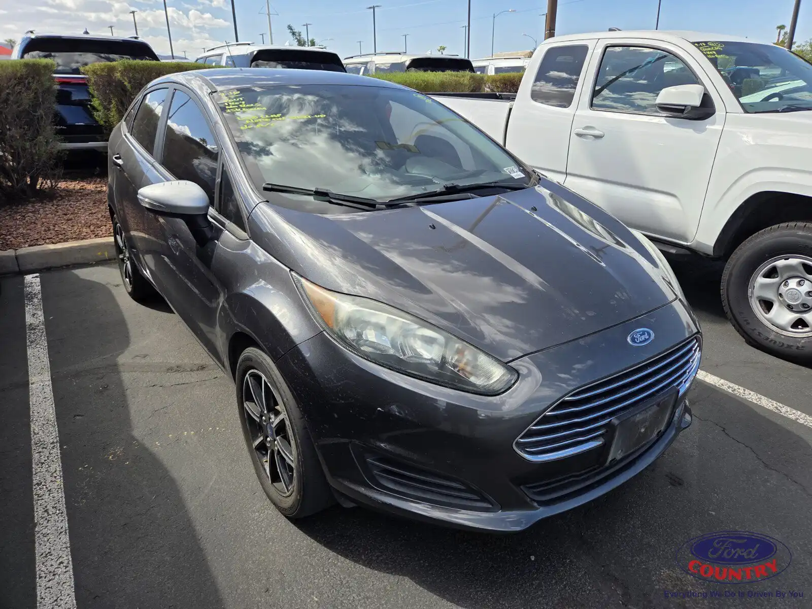 2018 Ford Fiesta SE Sedan's photo