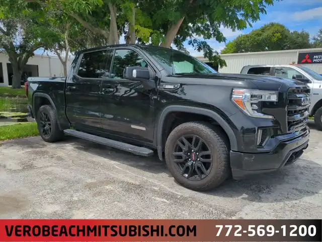 2021 GMC Sierra Elevation 4WD Crew Cab Standard Box's photo