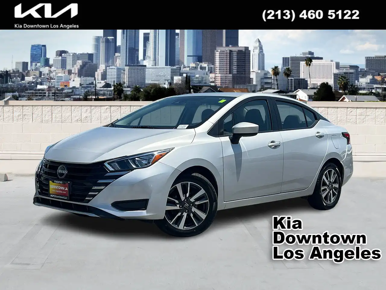 2023 Nissan Versa 1.6 SV CVT's photo