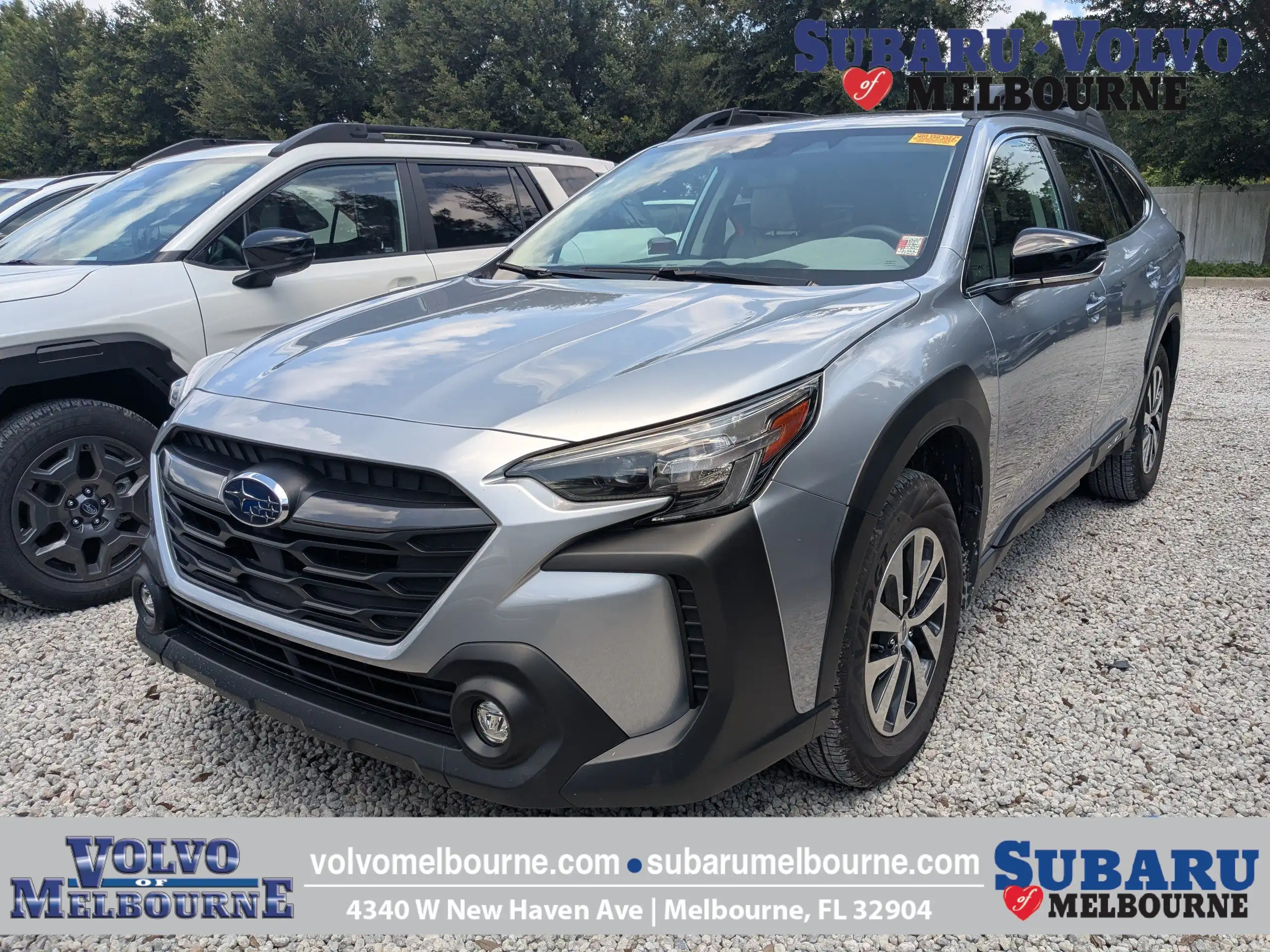 2024 Subaru Outback Premium's photo
