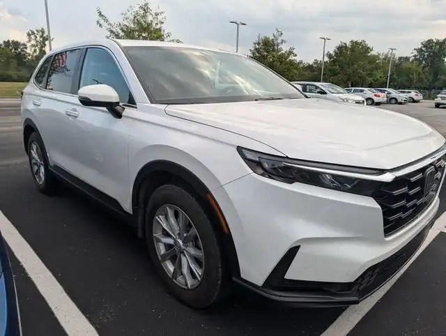 2025 Honda CR-V EX AWD's photo