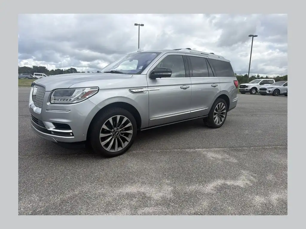 2020 Lincoln Navigator Reserve's photo