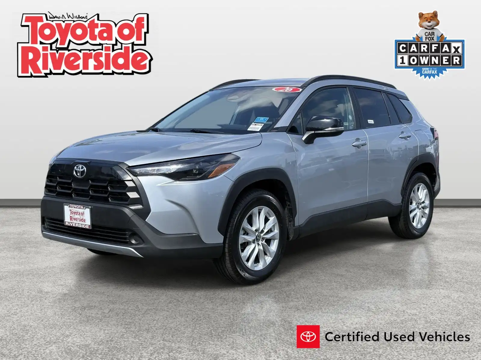 2026 Toyota Corolla Cross LE FWD's photo