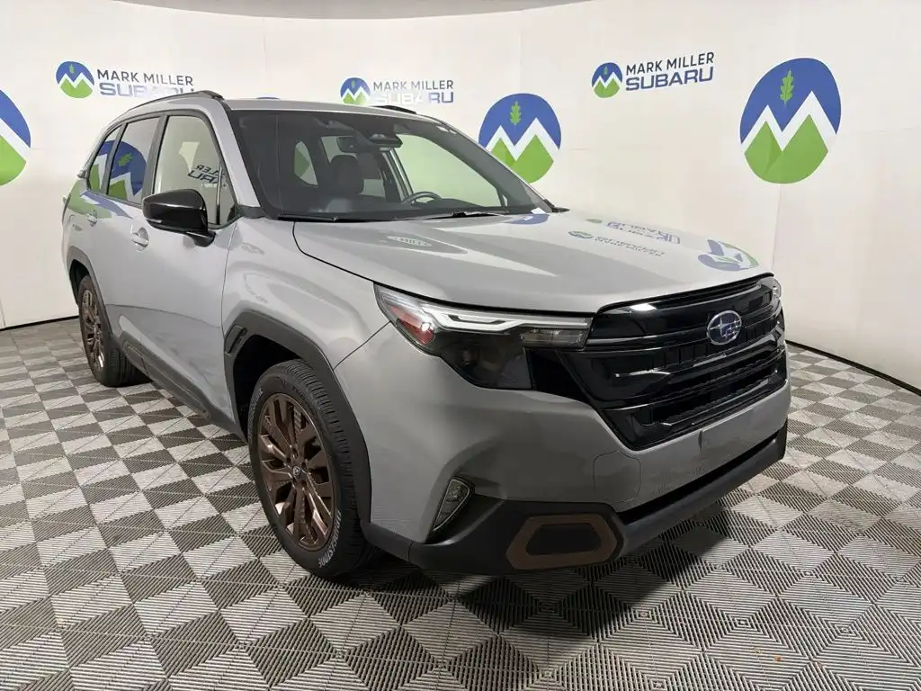 2025 Subaru Forester Sport's photo