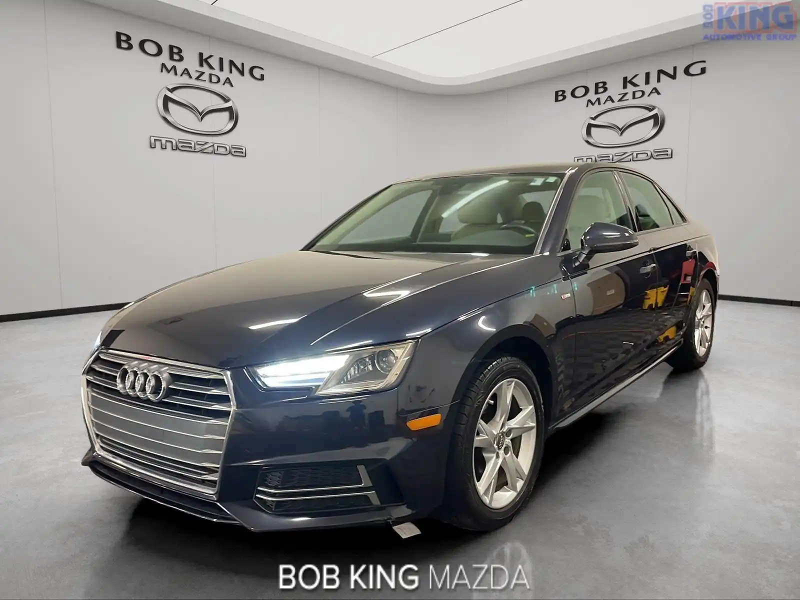 2018 Audi A4 2.0T Premium FWD S tronic Ultra's photo