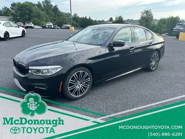 2017 BMW 5 Series 540i xDrive Sedan's photo