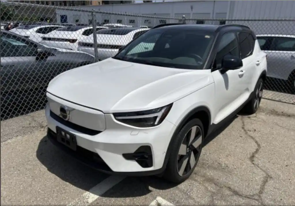 2024 Volvo XC40 P8 Recharge Ultimate AWD's photo