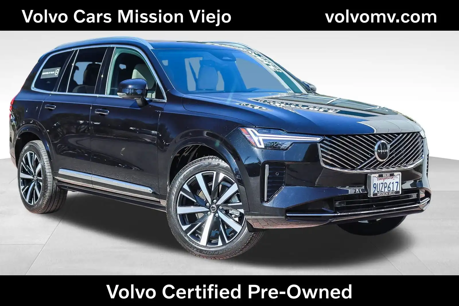 2025 Volvo XC90 B5 Core Bright AWD's photo