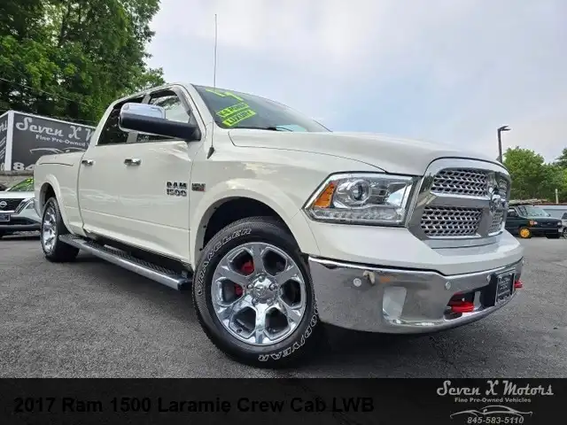 2017 RAM 1500 Laramie 4x4 Crew Cab 6'4's photo