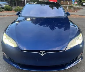 2016 Tesla Model S 75D AWD photo 3